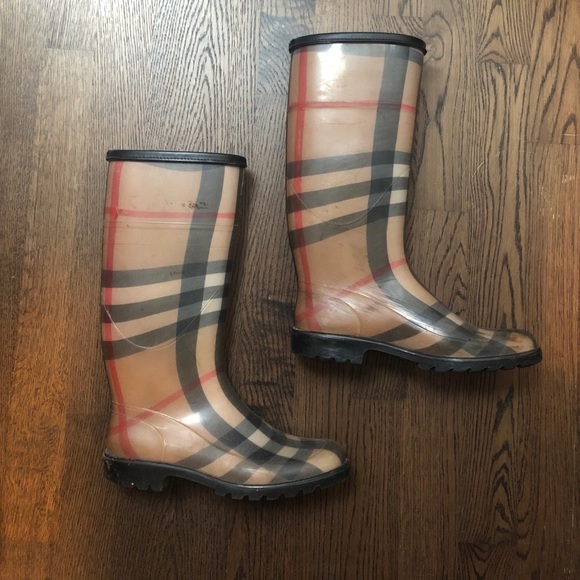 AUTHENTIC BURBERRY RAINBOOTS FOR SALE - Picture 2 of 6